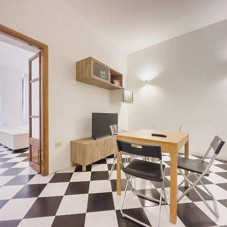 Domus Sant'Elena 2 Apartment Rome Exterior photo