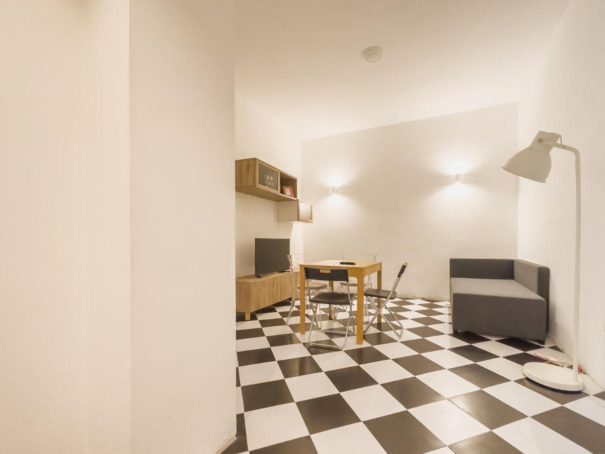 Domus Sant'Elena 2 Apartment Rome Exterior photo