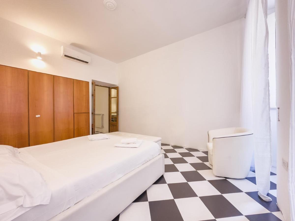 Domus Sant'Elena 2 Apartment Rome Exterior photo