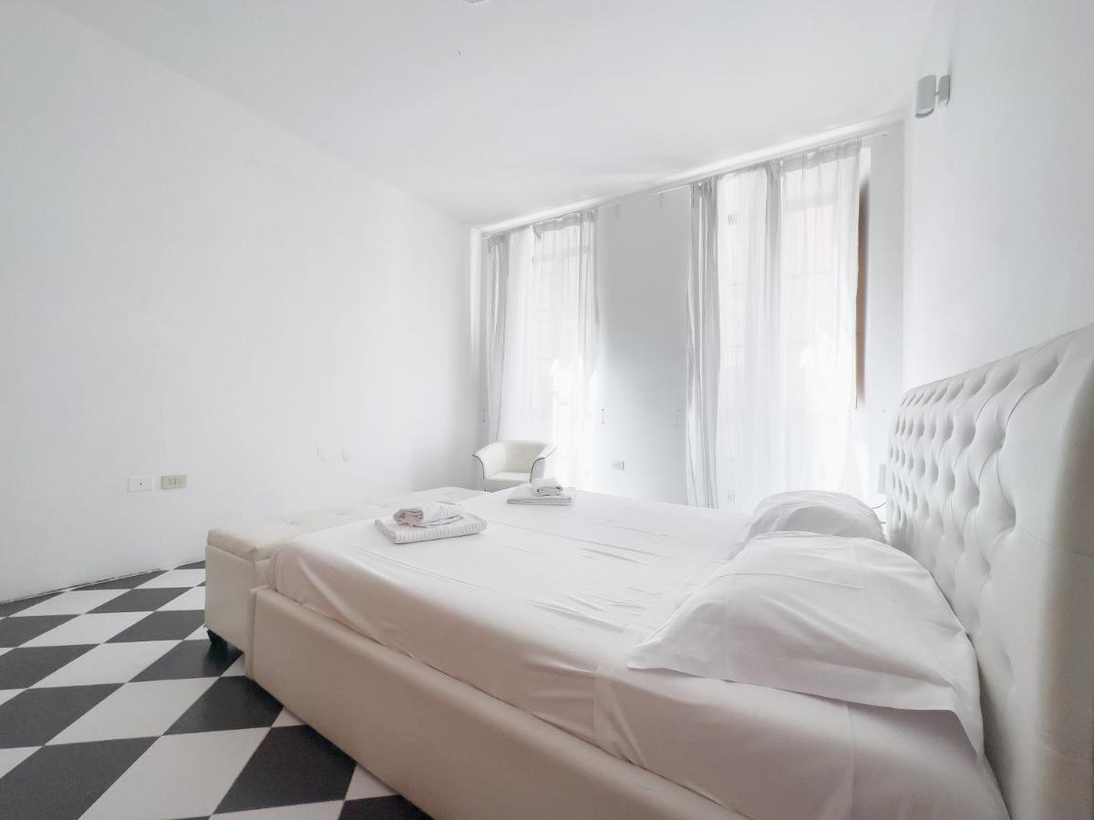 Domus Sant'Elena 2 Apartment Rome Exterior photo