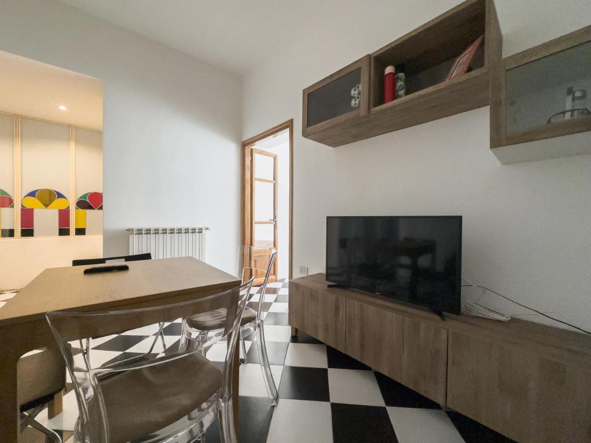 Domus Sant'Elena 2 Apartment Rome Exterior photo