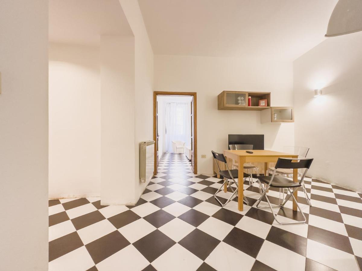 Domus Sant'Elena 2 Apartment Rome Exterior photo