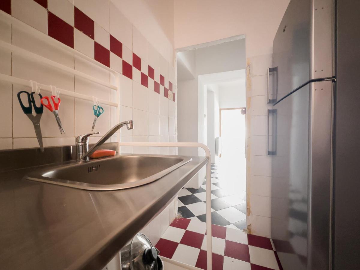 Domus Sant'Elena 2 Apartment Rome Exterior photo