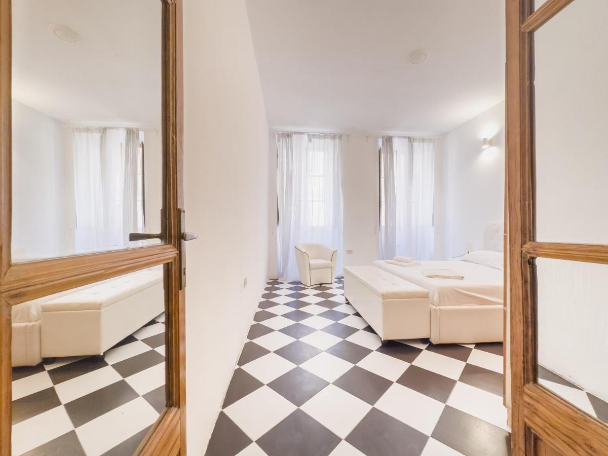 Domus Sant'Elena 2 Apartment Rome Exterior photo